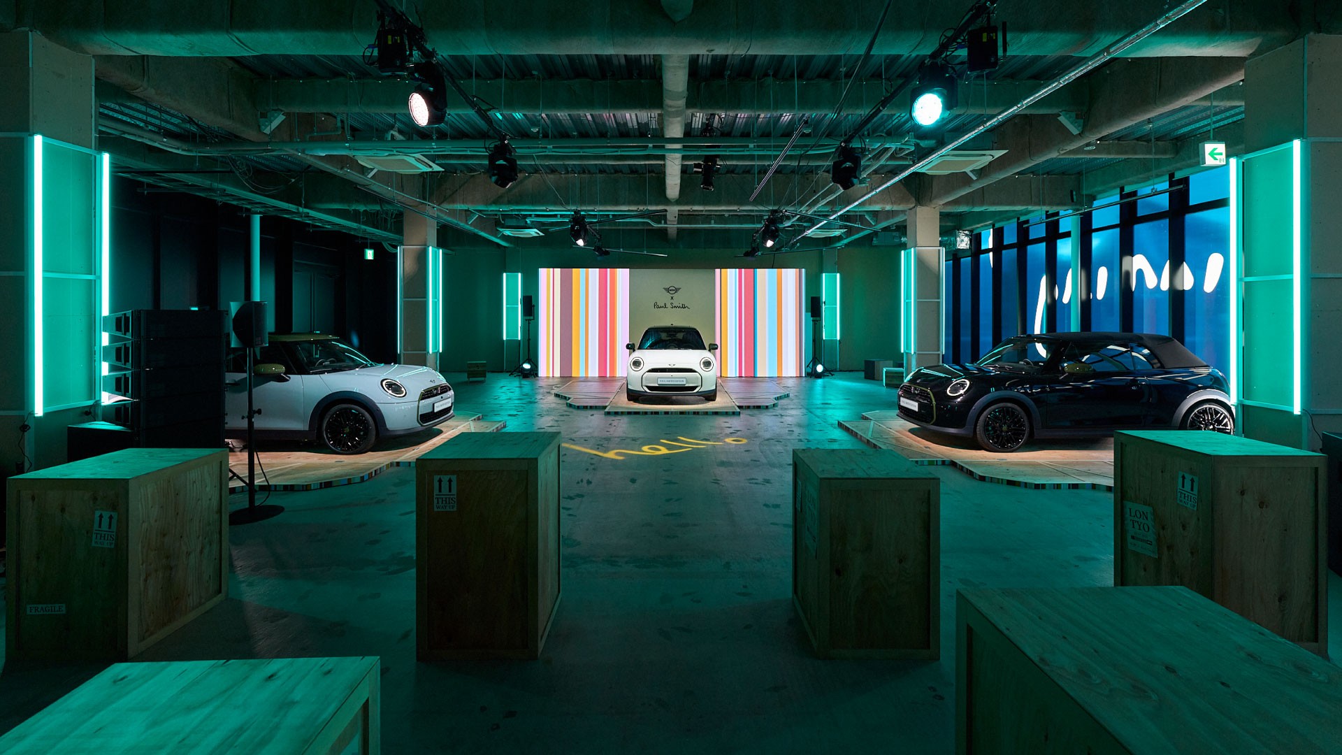 Three units of THE MINI PAUL SMITH EDITION unveiled at the event venue